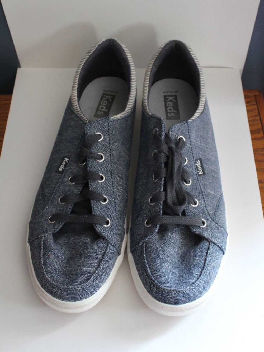 Keds Size 9.5 center II Chambray Navy Shoes